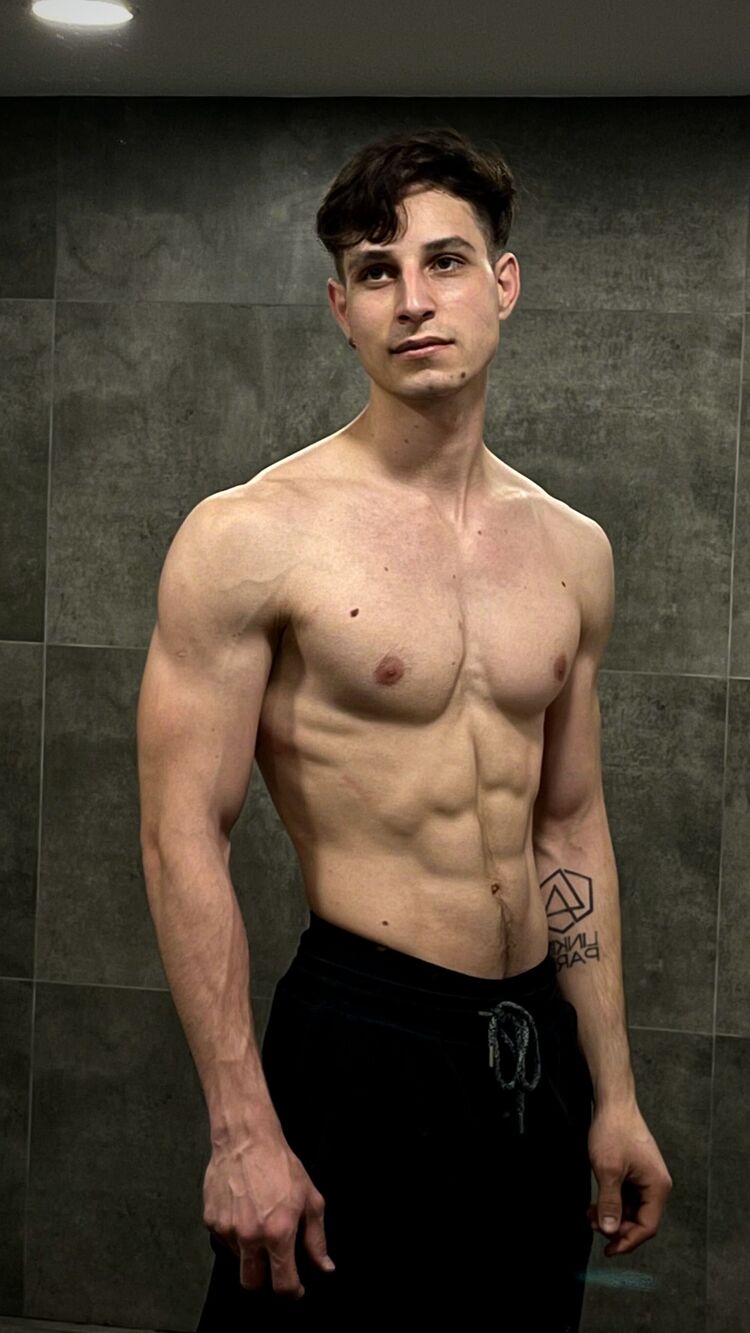  Limassol,   Artur, 25 ,   ,   
