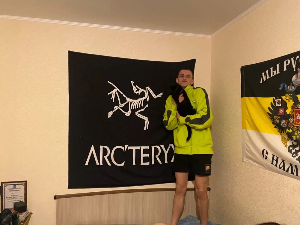  27510957  Vanya, 23 ,    