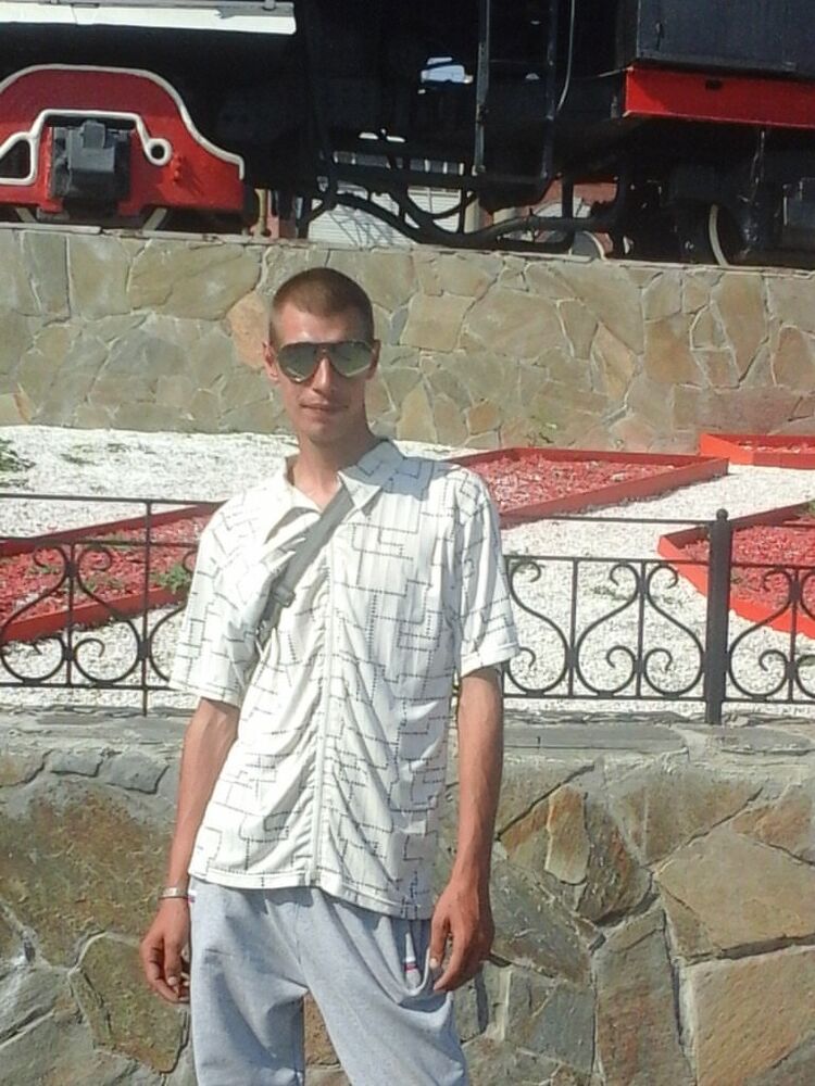  ,   Ivan, 32 ,   