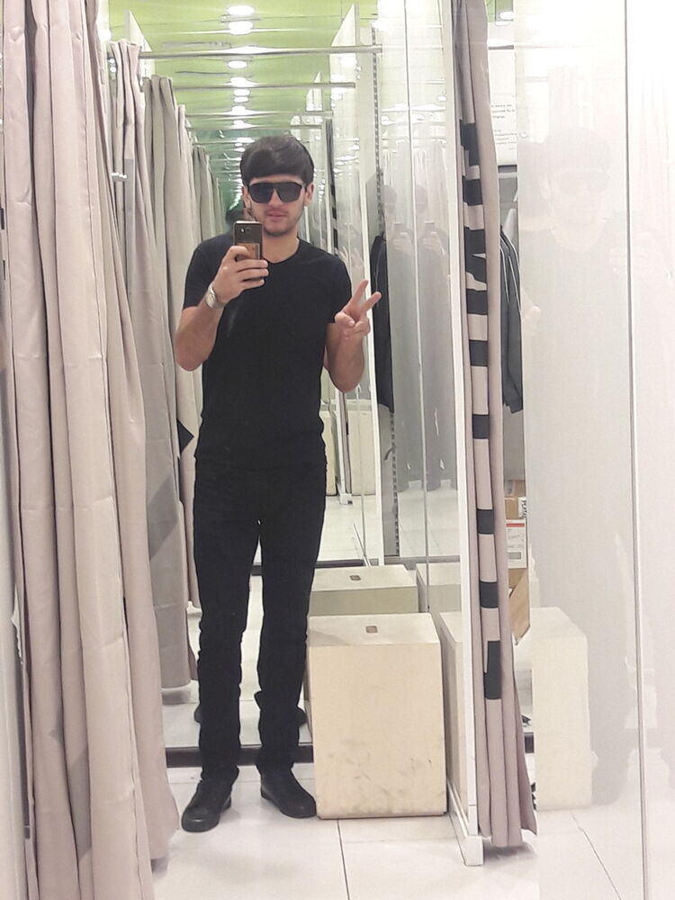  ,   Artur, 28 ,   ,   , c 