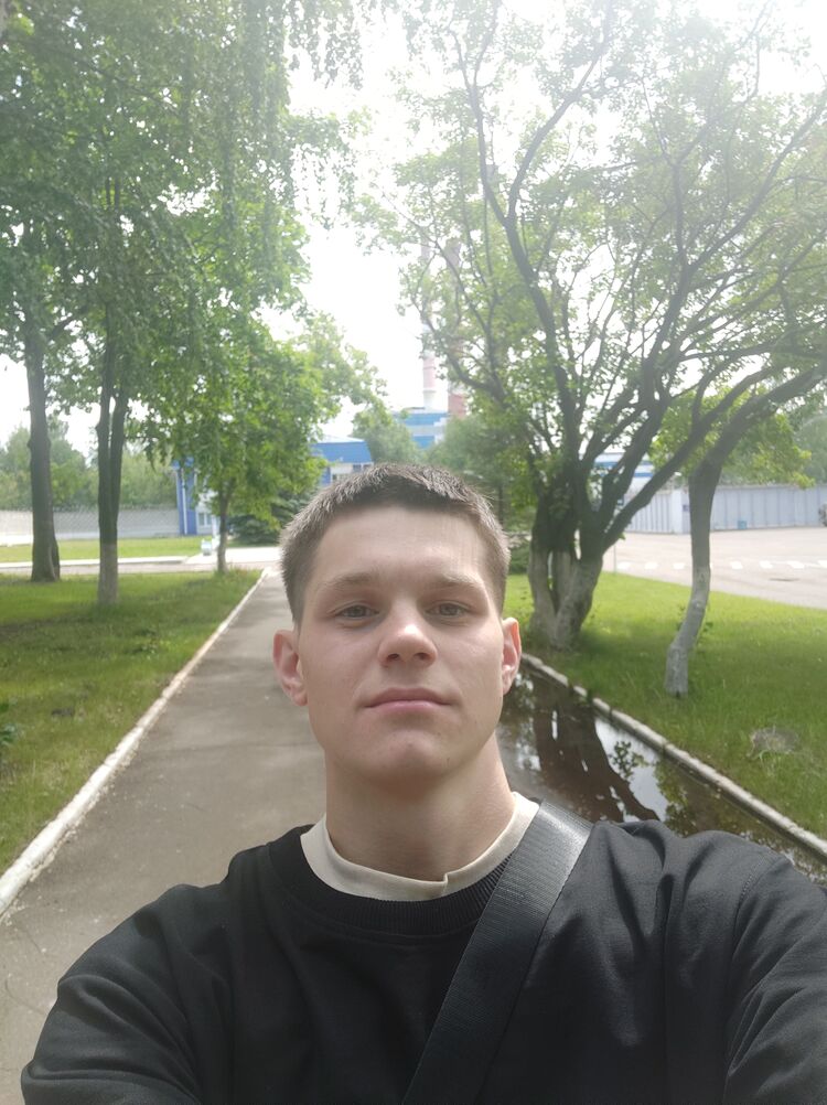  45714667  Rodion, 20 ,    
