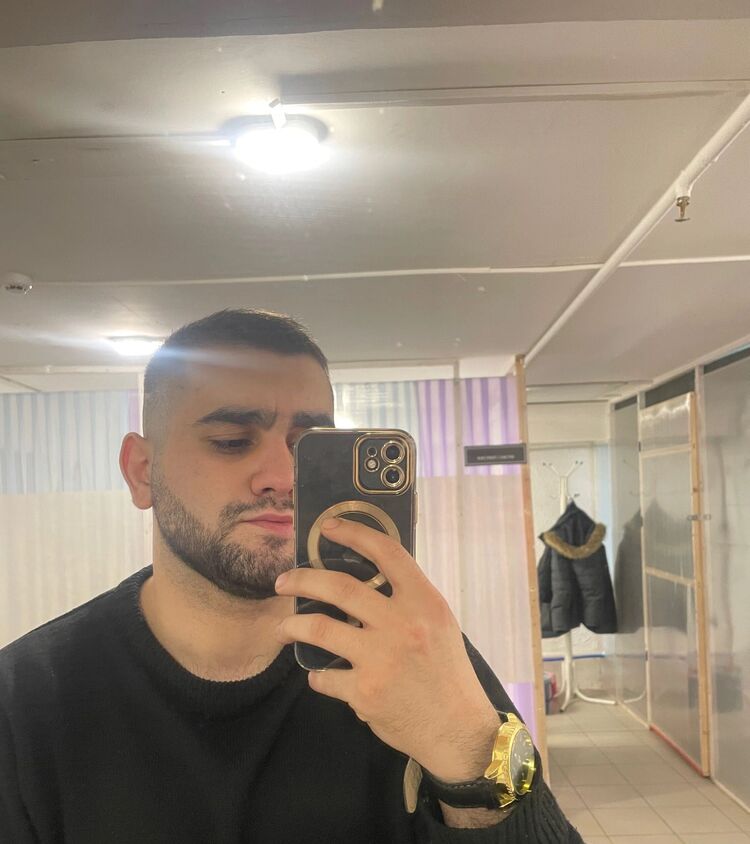  49024367  , 31 ,    