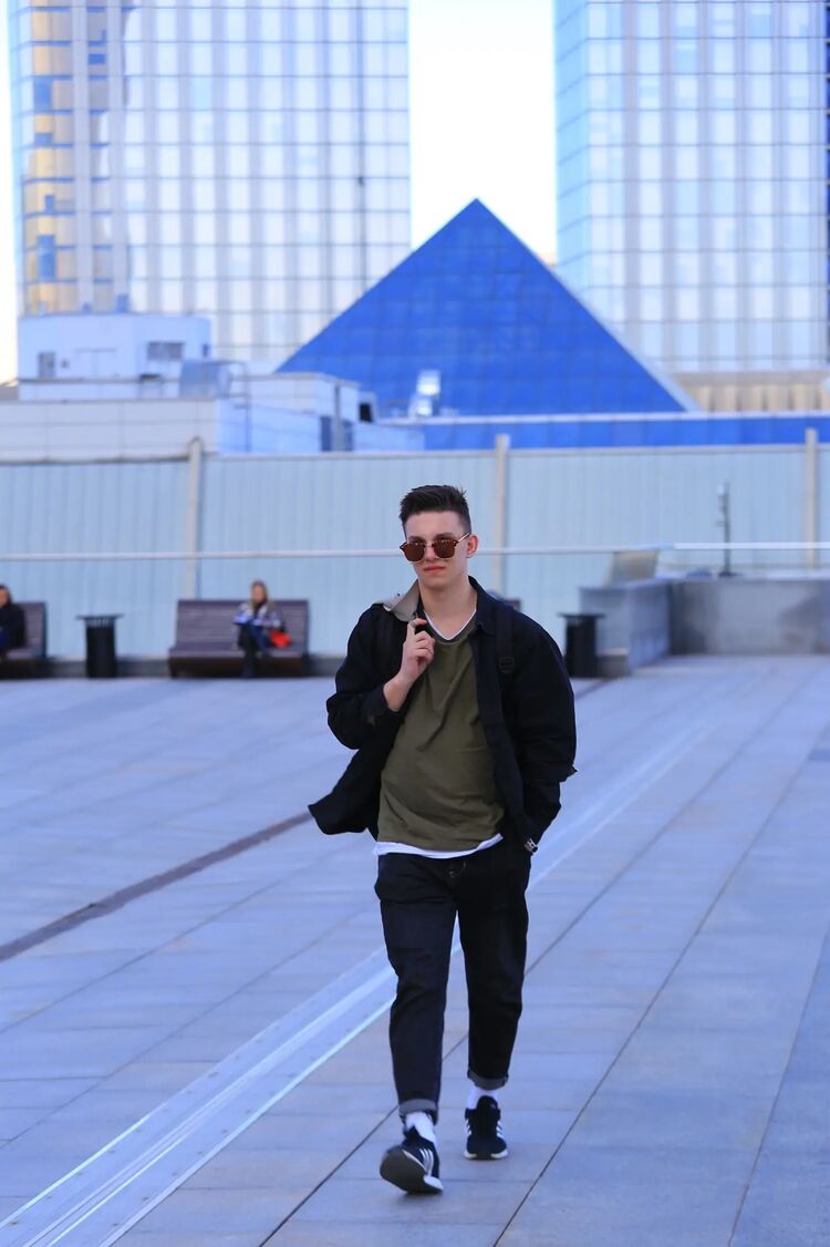  ,   Pavel, 23 ,   ,   