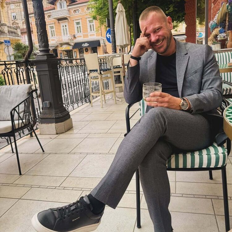 ���� 54383327 ������� ����, 36 ���, ���� ���������� � ���������� ������