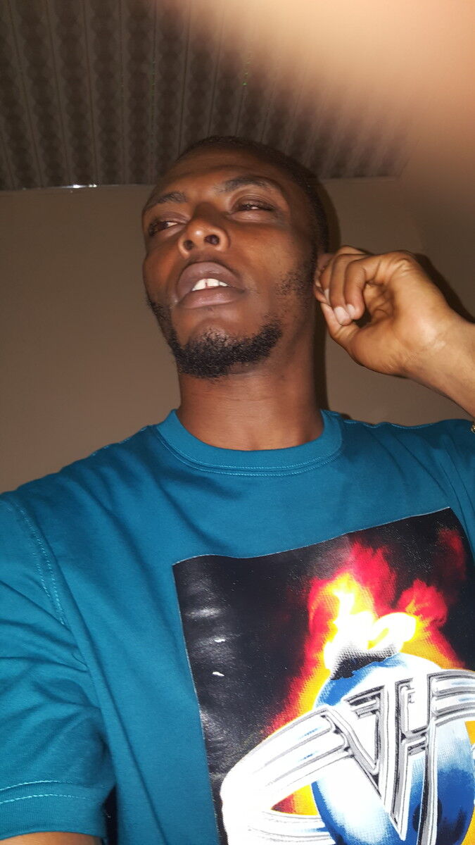  ,   Kelvin Ram, 33 ,   ,   , c 