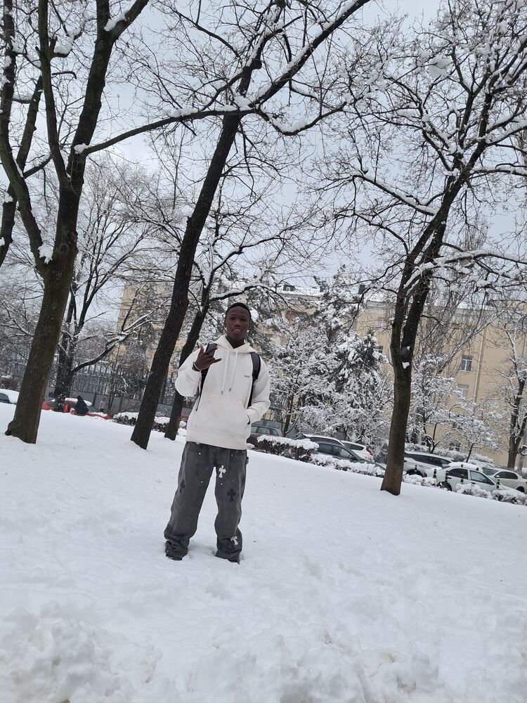  ,   Zino, 24 ,   ,   