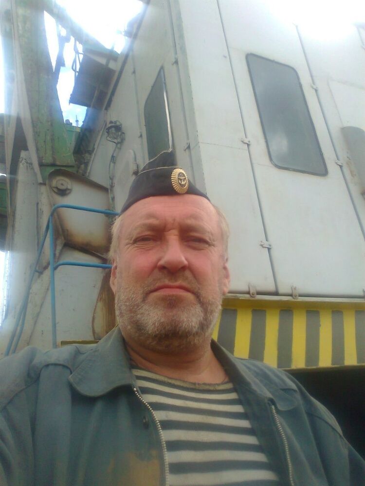  32936767  , 62 ,    