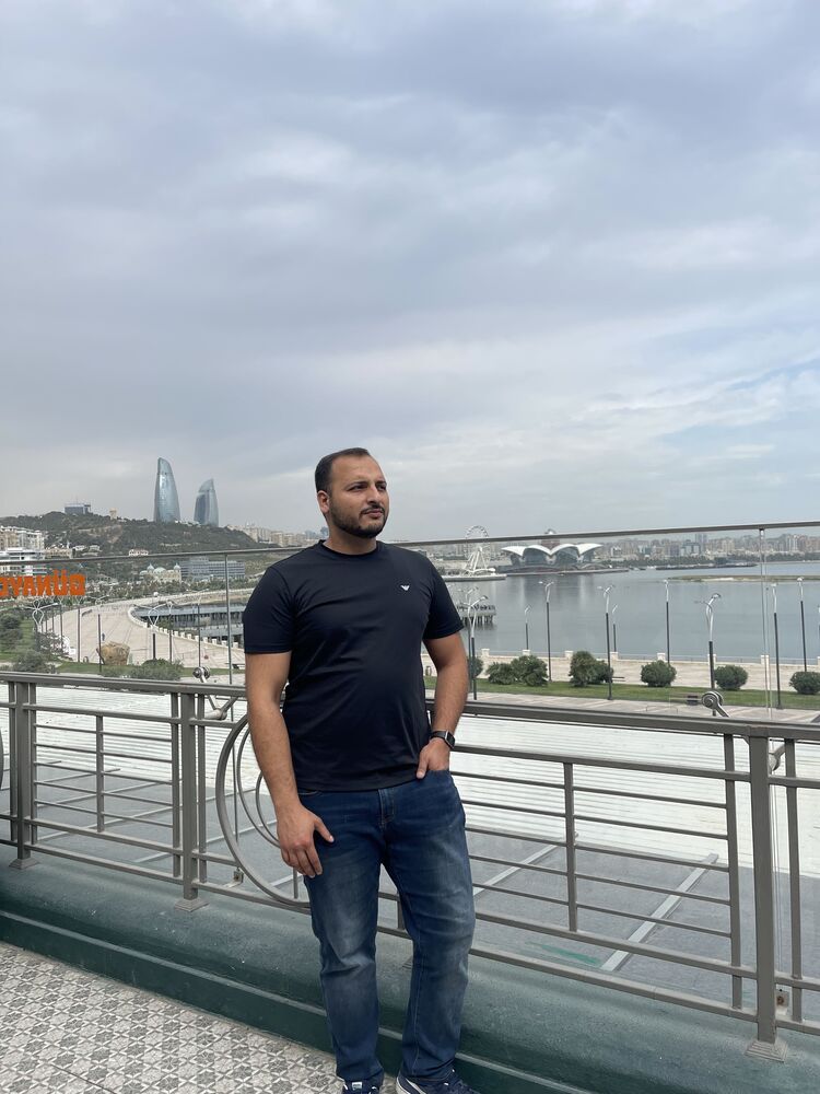  46401687  Zaur, 28 ,    