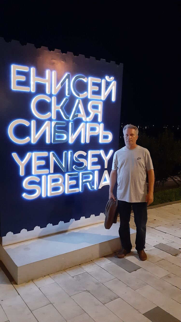  28937427  ALEX, 52 ,    