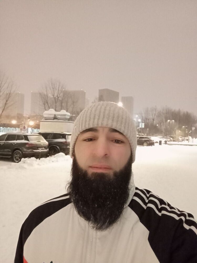  40559747  AHMAD, 36 ,    