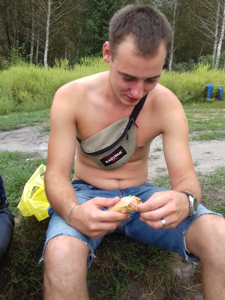  15983427  Mark, 29 ,    