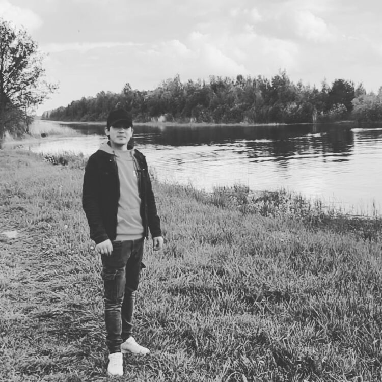  28921887  , 23 ,    -