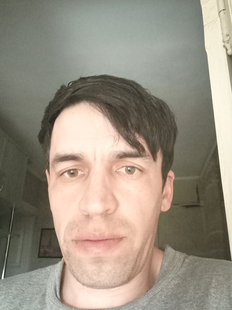  30787787  , 37 ,    