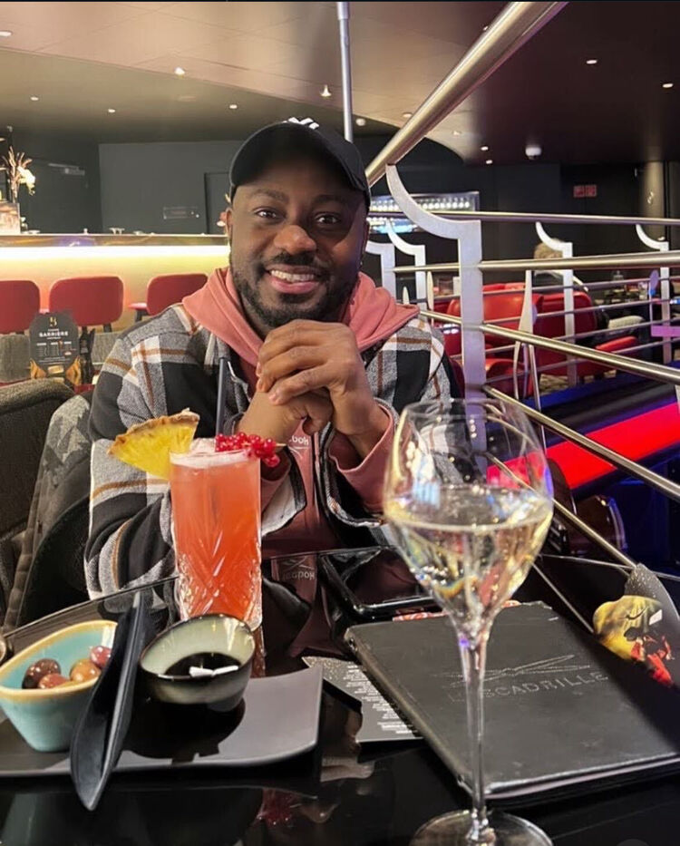 ���������� �����, ���� ������� James, 35 ���, ������������ ��� ������, ����� � ���������