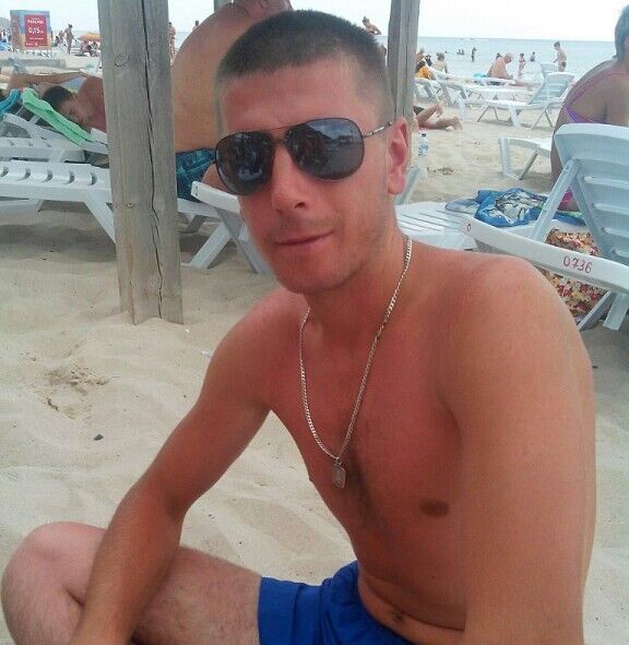  7684867  Dimon, 40 ,    