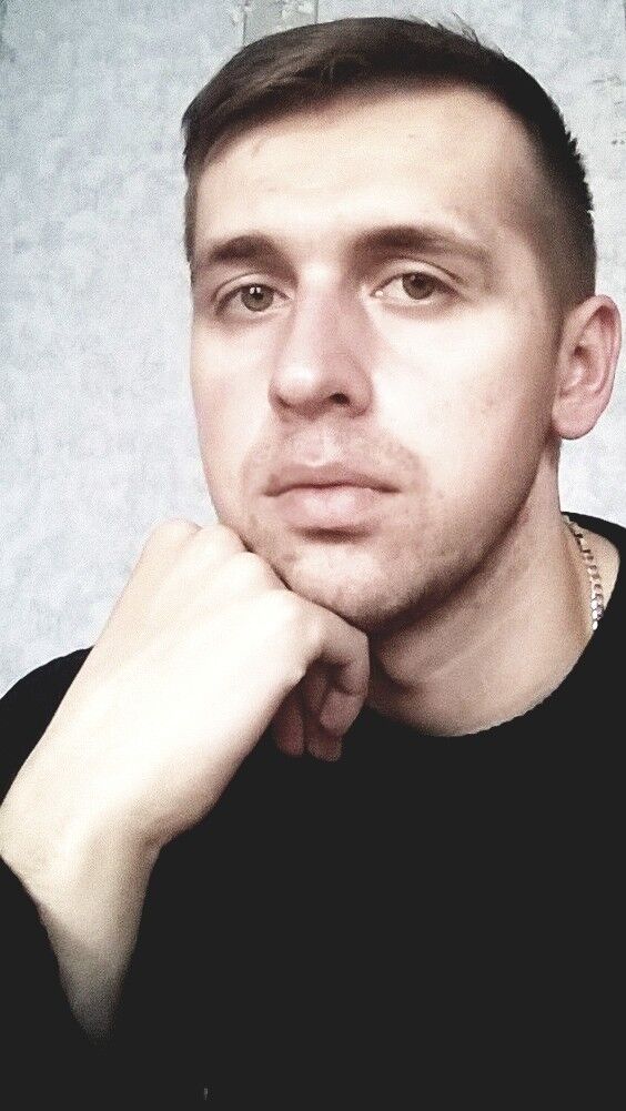  ,   Artur, 36 ,   ,   , c 