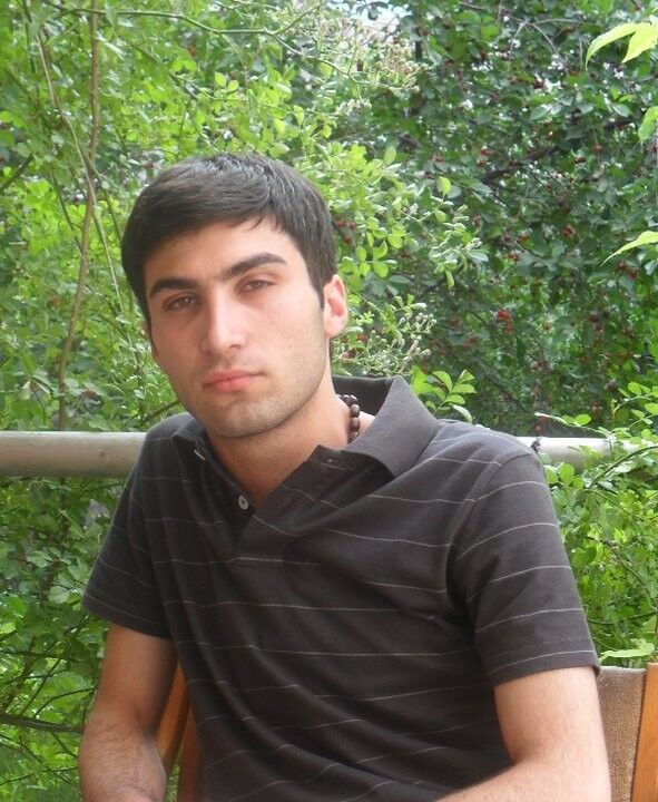  10778147  Erik, 39 ,    