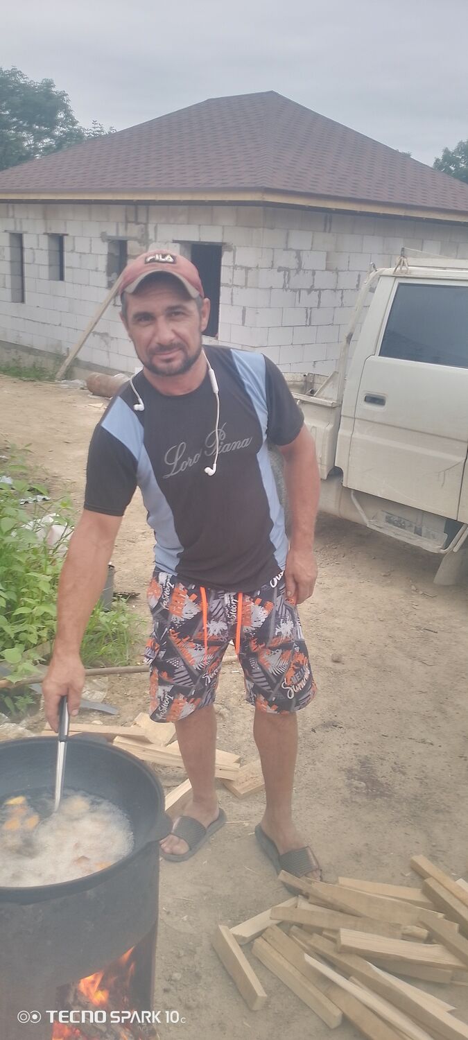  46053127  Hasanov raiq, 40 ,    