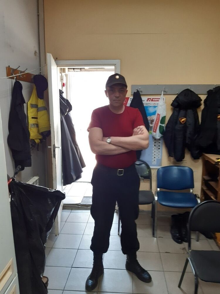  ,   Andrei, 46 ,   ,   , c 