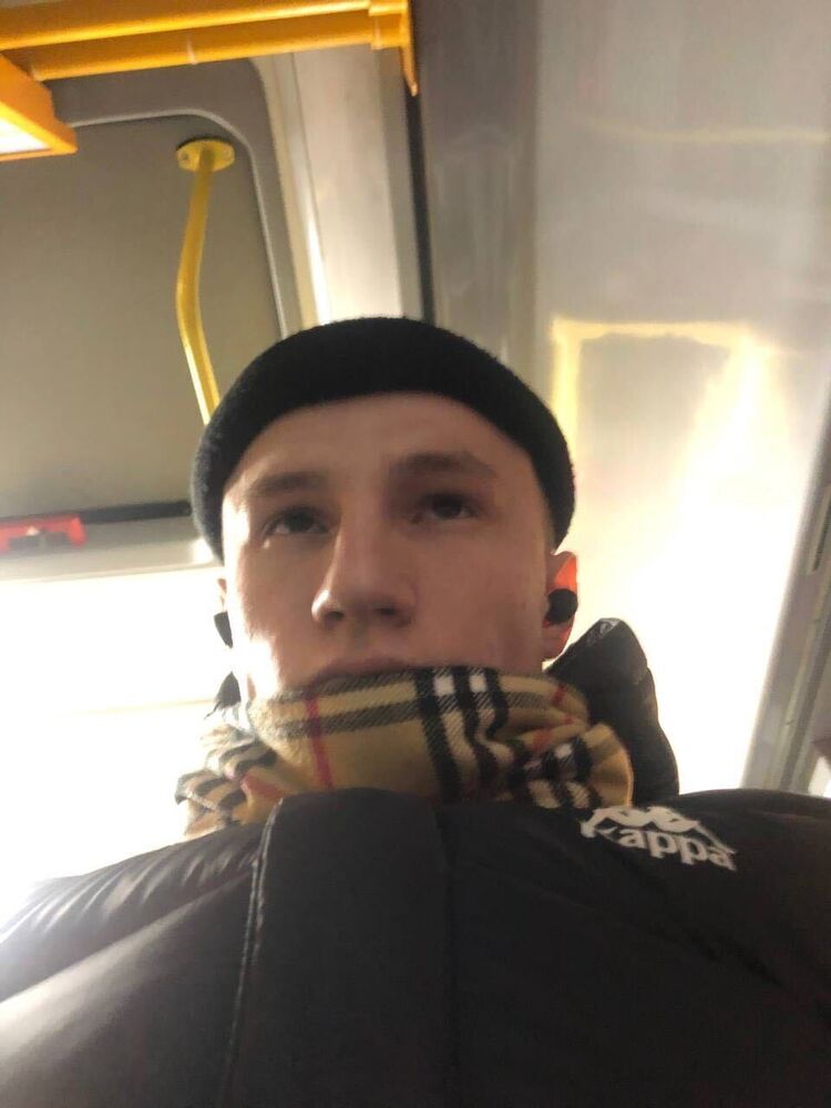  -,   , 22 ,   ,   