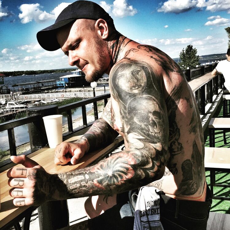  ,   Vik, 36 ,   ,   , c 