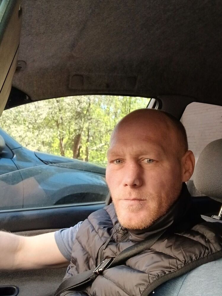  54711167  , 42 ,    -