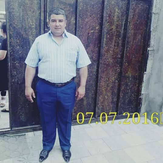  48222837  Azar, 47 ,    