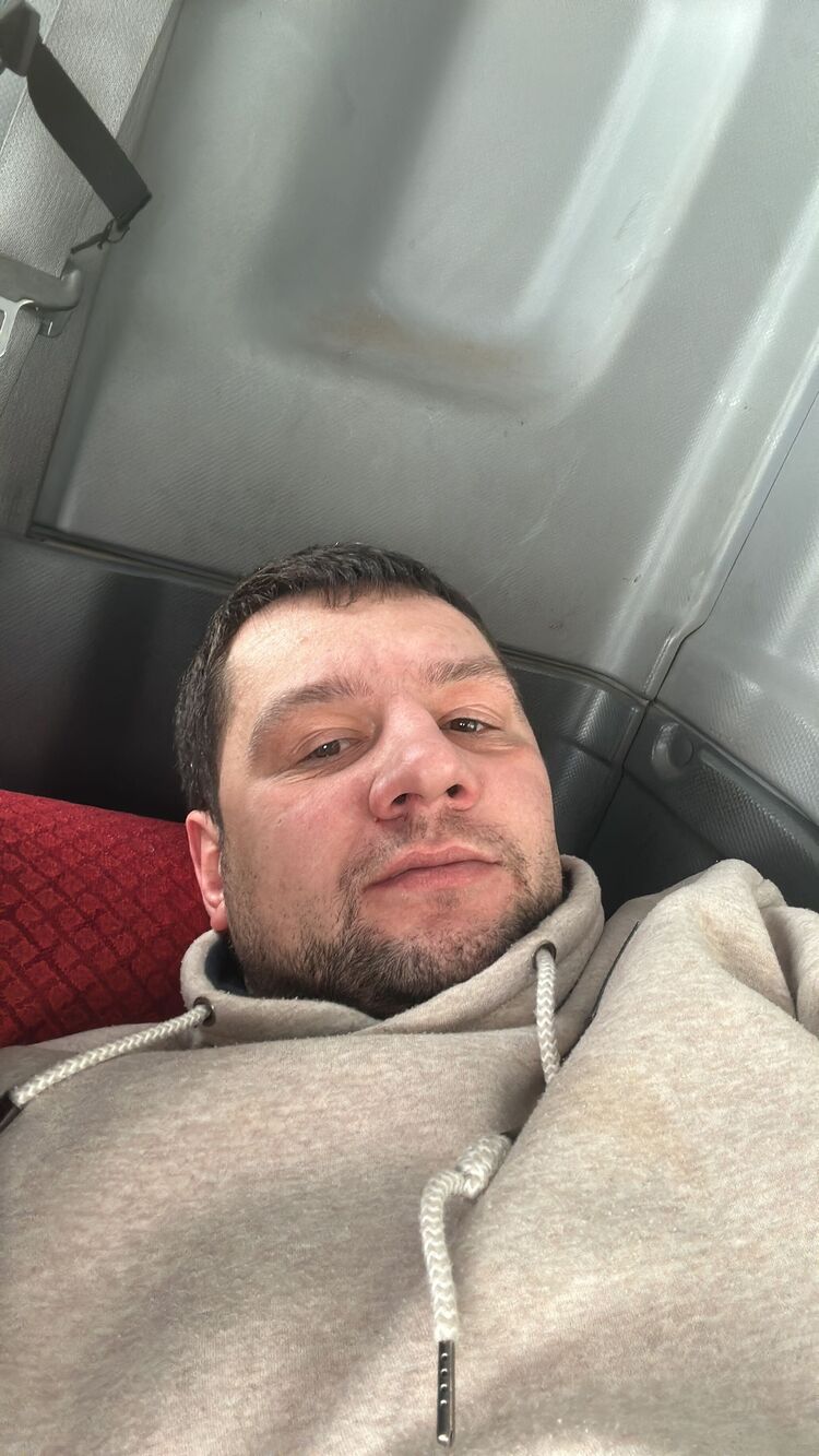  49035607  , 34 ,    