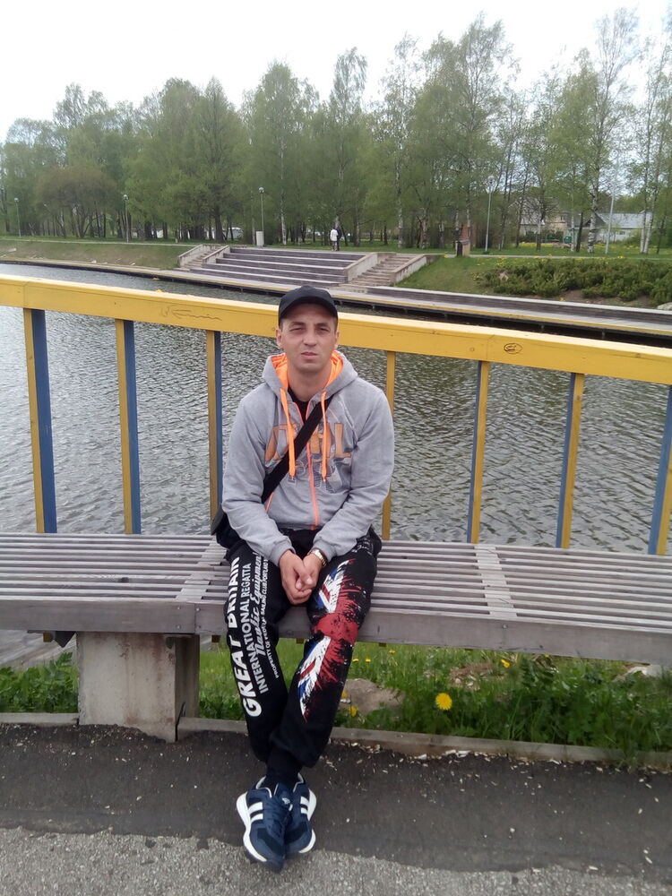  9659227  Aleksandr, 48 ,    