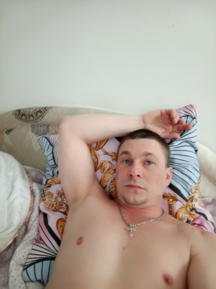  ,   Oleg, 40 ,   ,   , c , 