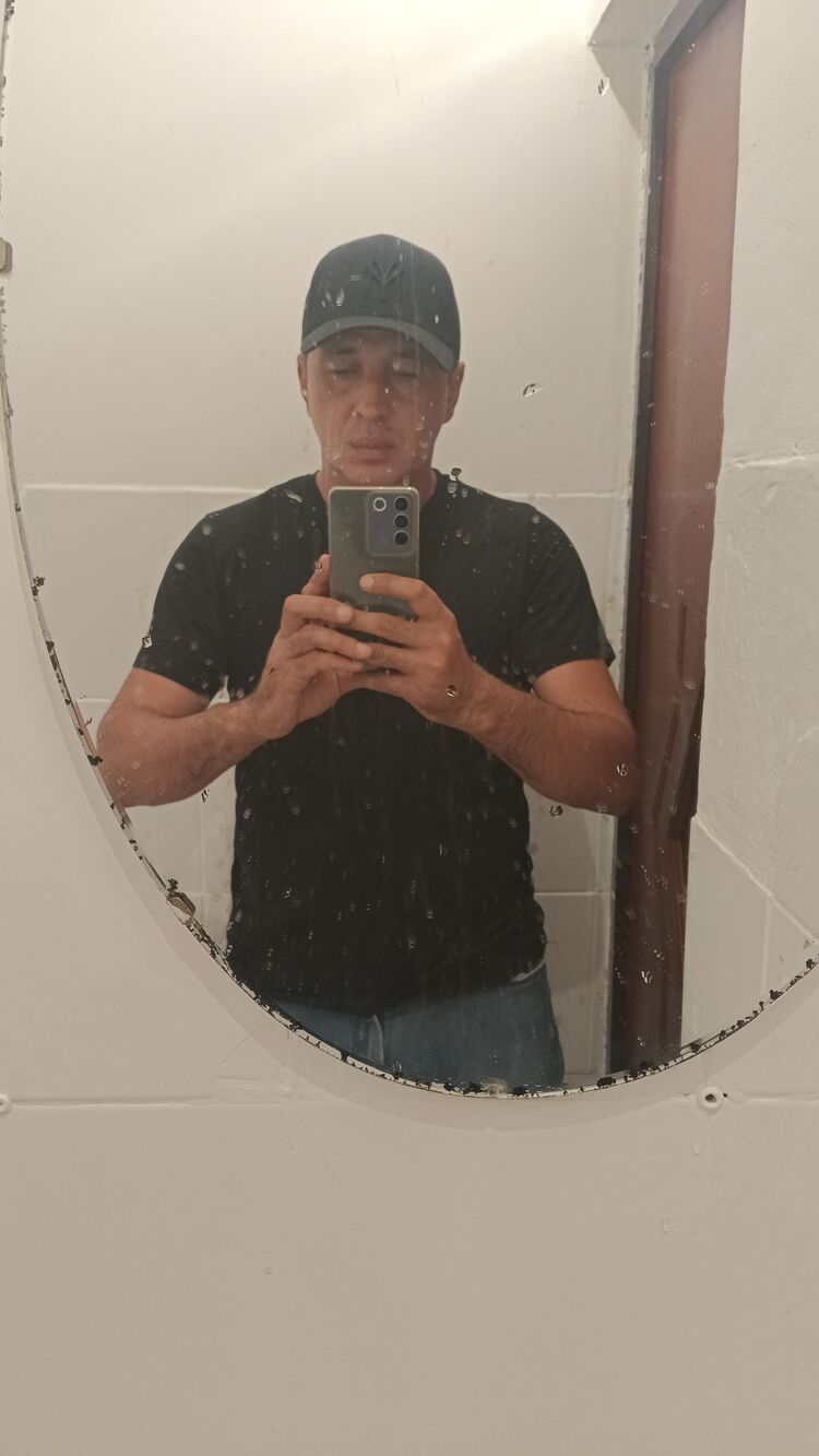  44561987  , 37 ,    