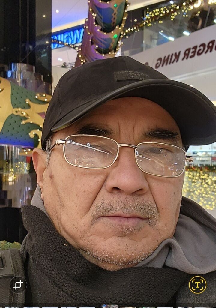  48727077  , 57 ,    