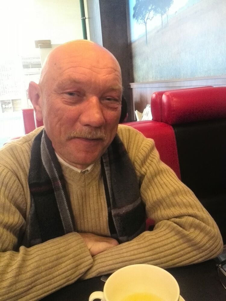  10479047  Dmitru, 63 ,    