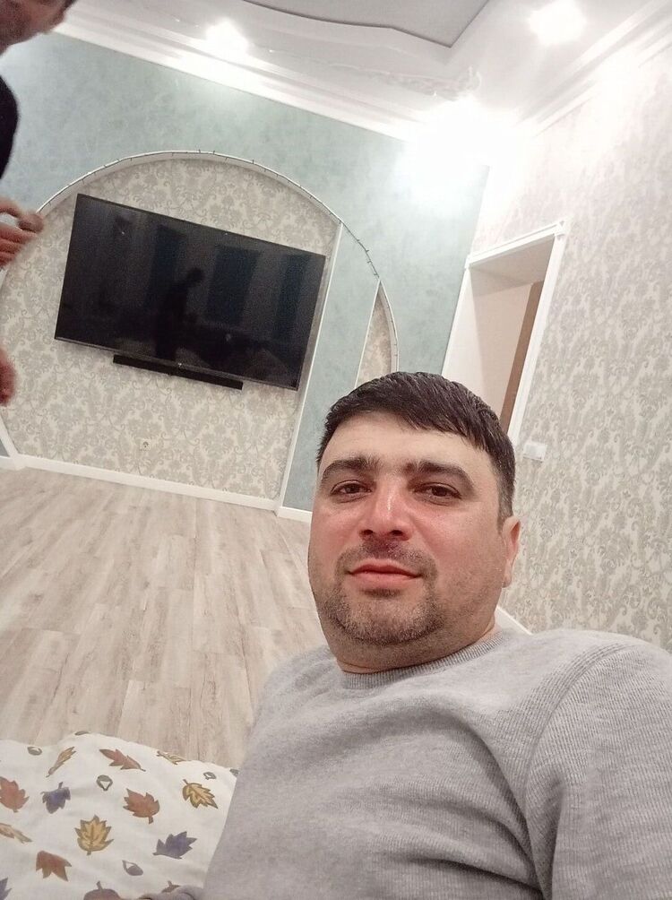  34848497  Zahar, 39 ,    