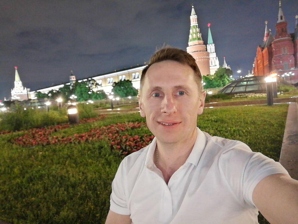  ,   Denis, 38 ,   ,   