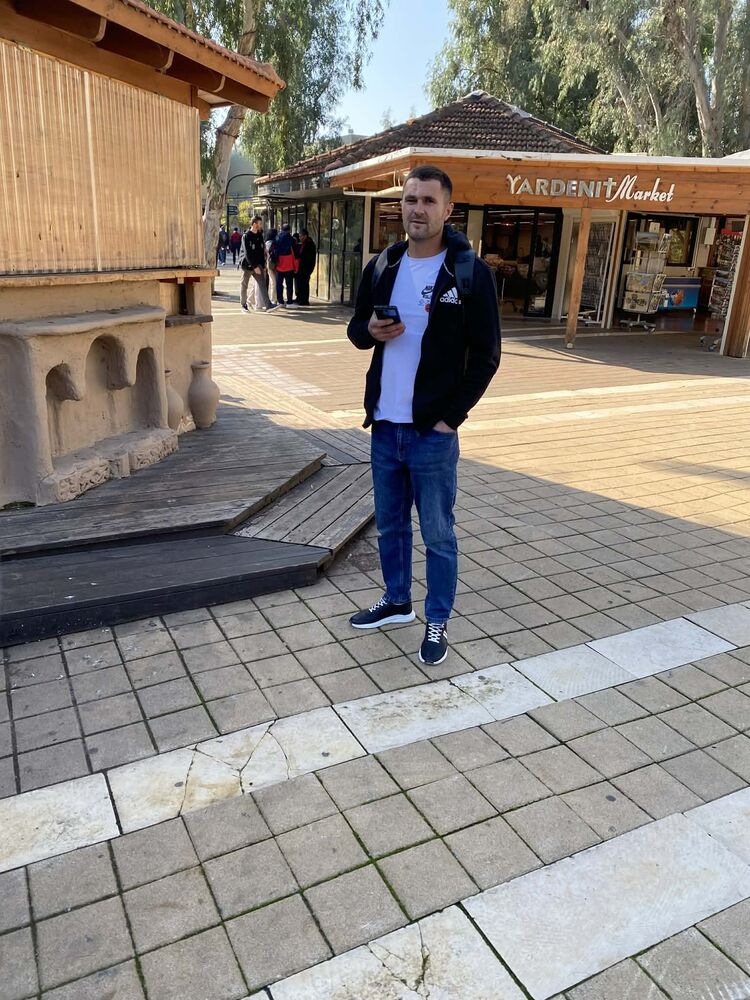 ���� 55979957 ������� Nikolae, 33 ����, ���� ���������� � Ramat Gan