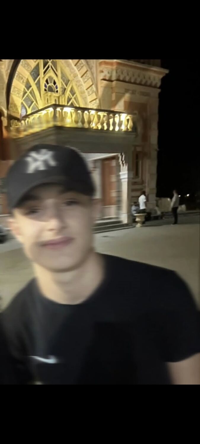  ,   Ivan, 19 ,   ,   