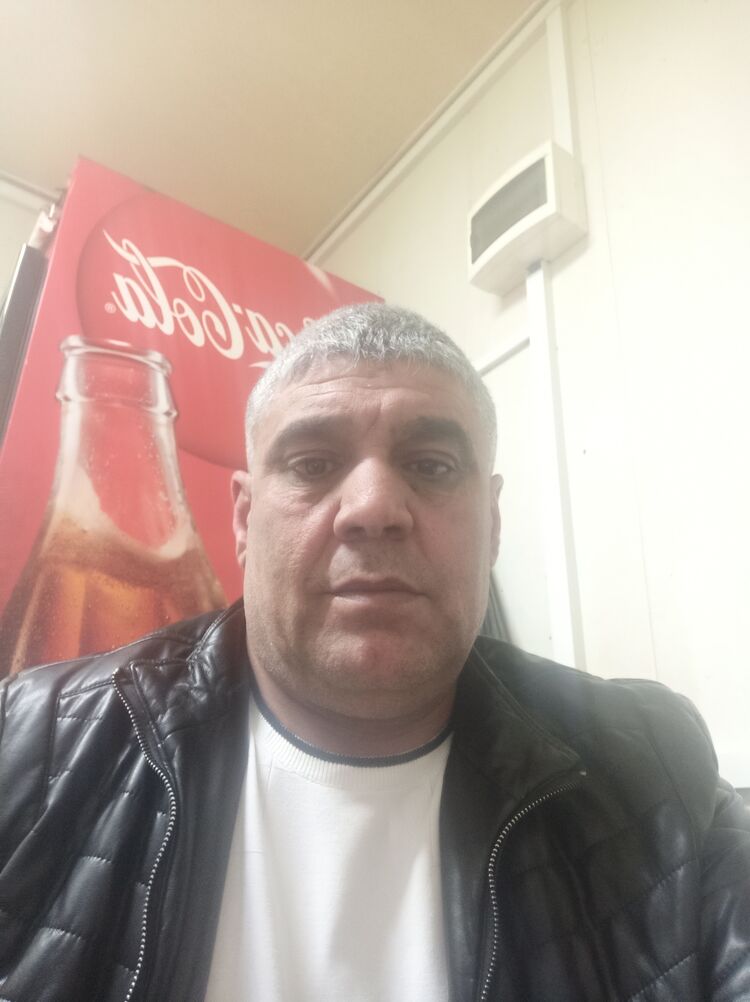 50933747  , 51 ,    