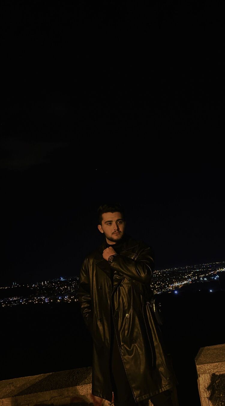  39599817  Serhat, 30 ,    