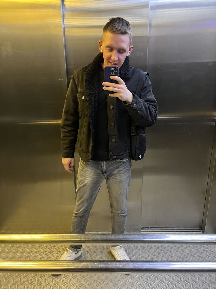  27140347  , 28 ,    