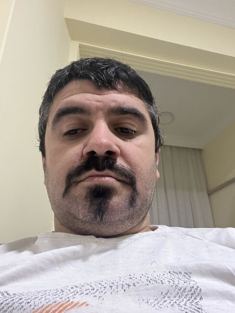  47542927  Komedi, 31 ,    