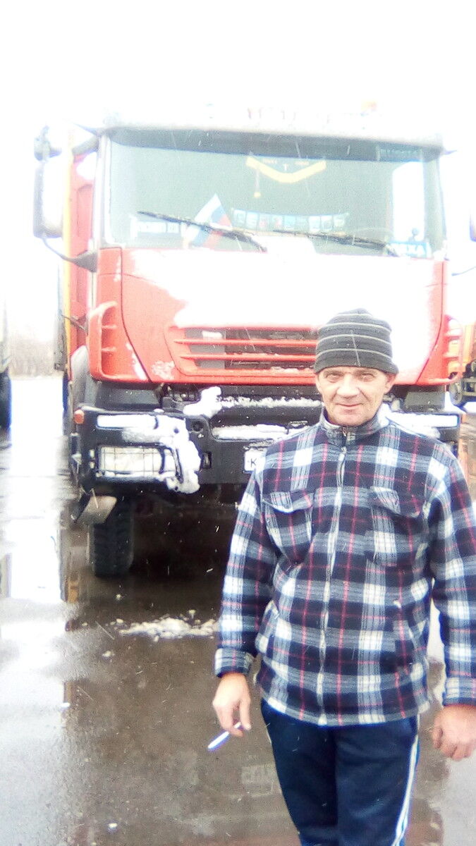  17929107  Leonid, 53 ,    