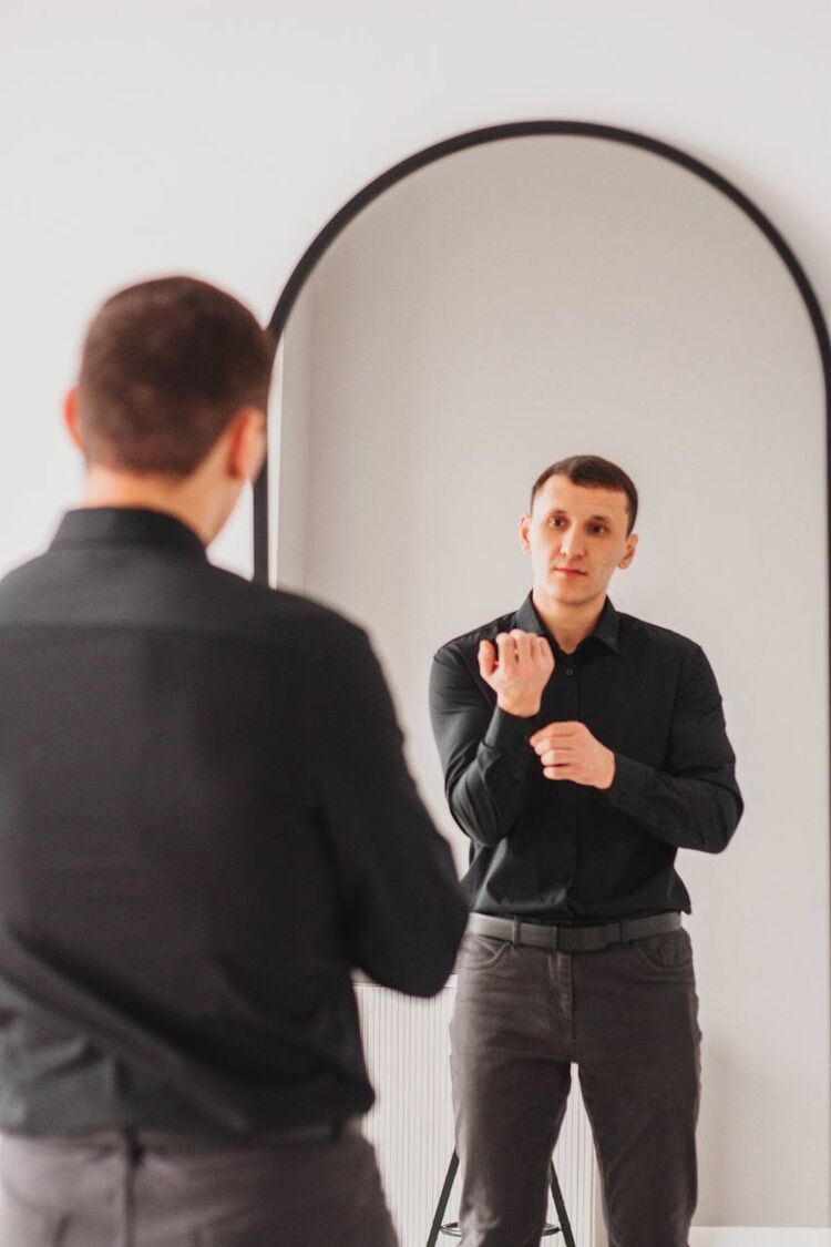  ,   Vladimir, 33 ,   ,   