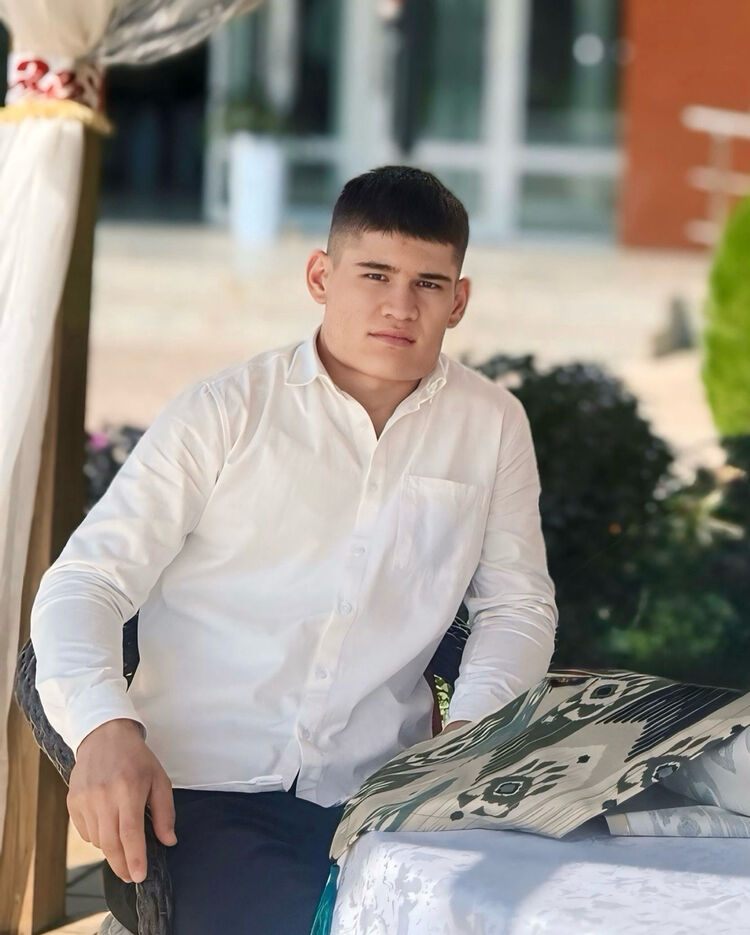  54172127  Akmal, 25 ,    