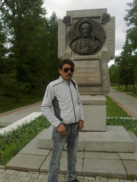  18244457  Abdulla, 52 ,    
