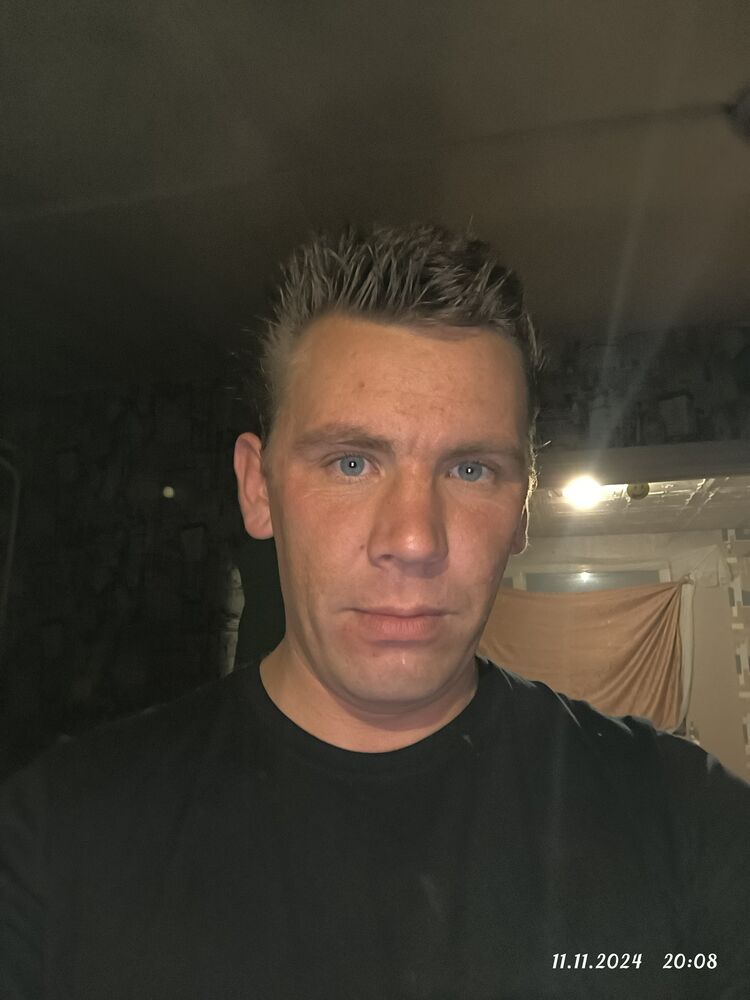  47517137  Maksim, 32 ,    
