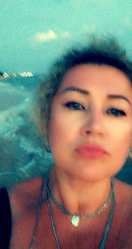 ,   Viktoriya, 46 ,   ,   