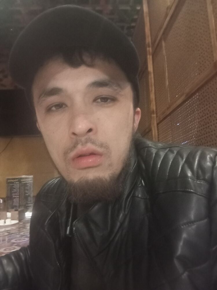  50378857  Avazbek, 24 ,    