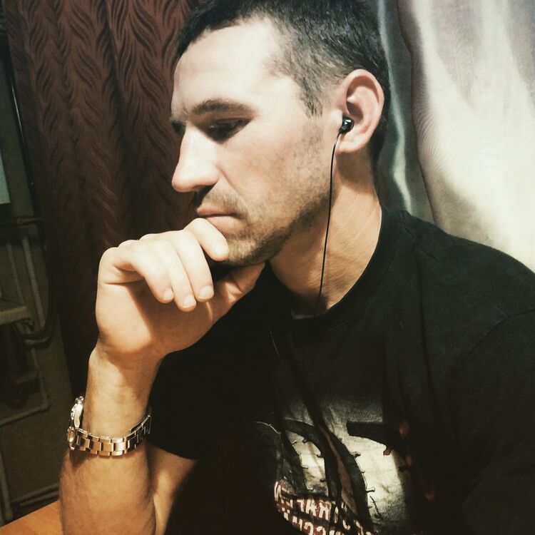  45347767  Sasha, 33 ,    