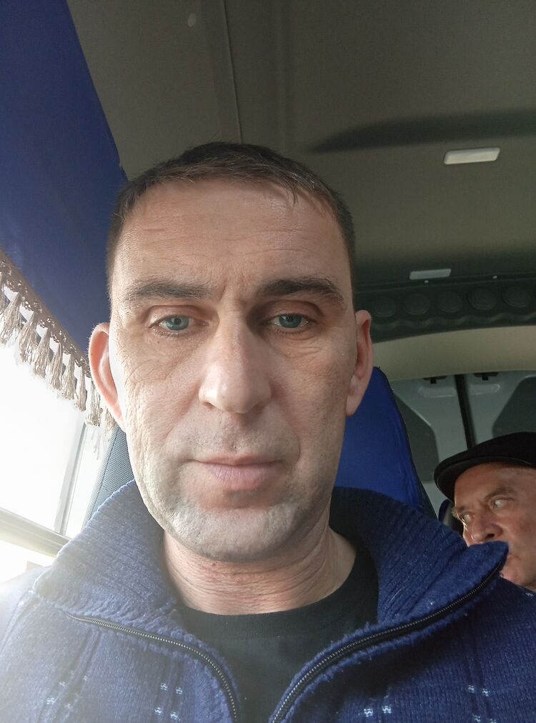  ,   Sergey, 40 ,   ,   